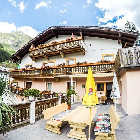 Ferienwohnung Haus Bergblick Prägraten Exterior foto