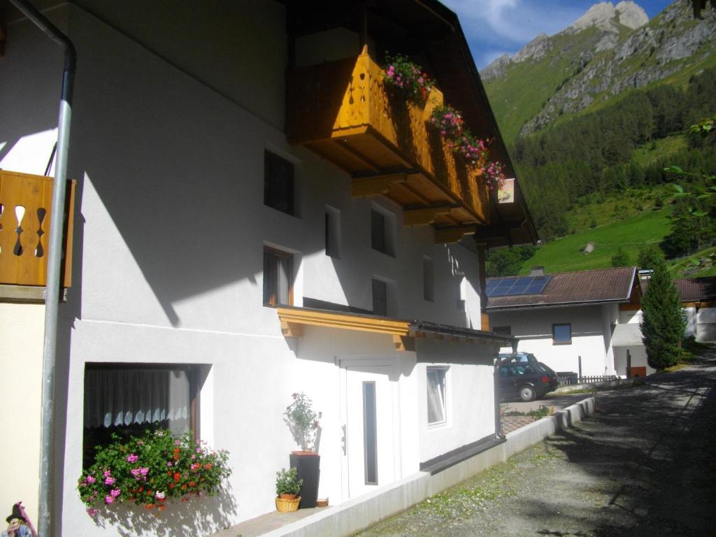 Ferienwohnung Haus Bergblick Prägraten Zimmer foto